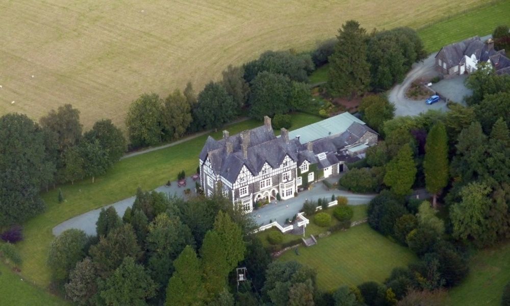 Dolserau Hall ドルゲラウ エクステリア 写真